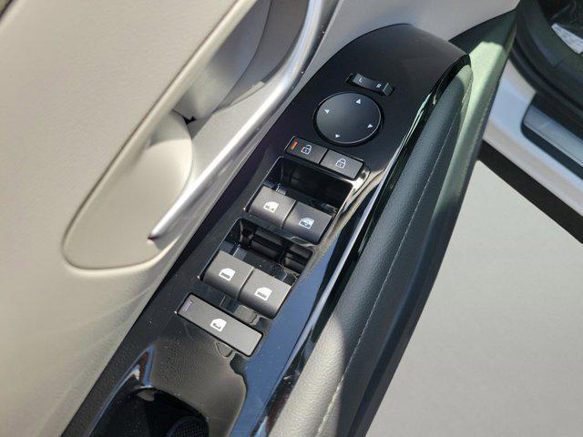 new 2025 Hyundai TUCSON Hybrid car, priced at $42,645