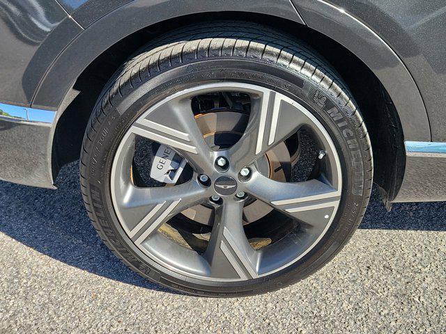 new 2025 Genesis GV80 car, priced at $67,868