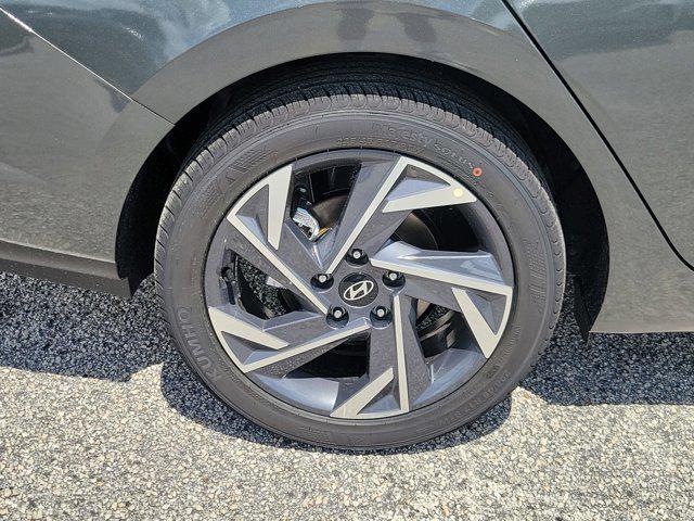 new 2025 Hyundai Elantra car, priced at $21,141