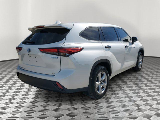 used 2020 Toyota Highlander Hybrid car, priced at $27,888