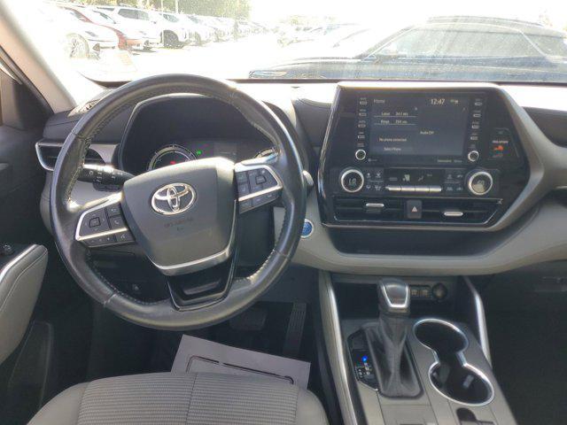 used 2020 Toyota Highlander Hybrid car, priced at $27,888