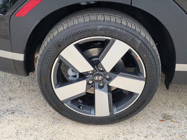 new 2025 Hyundai Santa Fe car, priced at $42,177