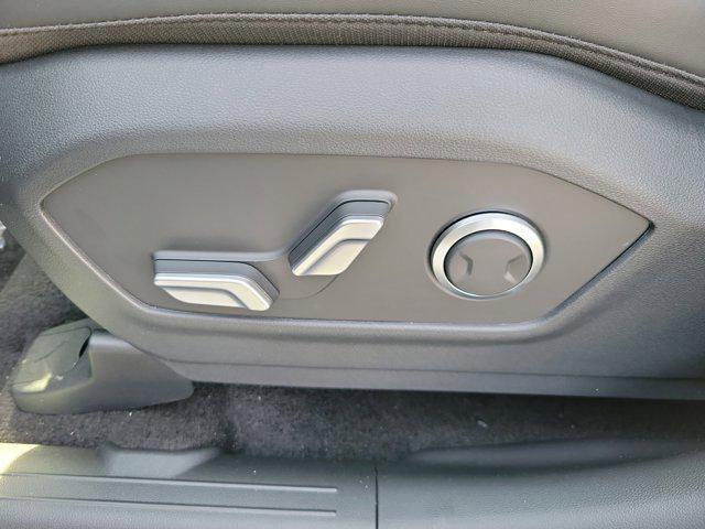 new 2025 Hyundai Santa Fe car, priced at $37,244