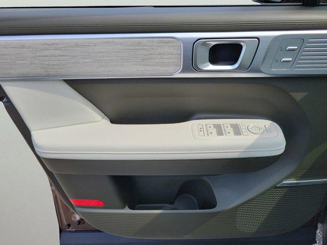 new 2025 Hyundai SANTA FE HEV car, priced at $42,275
