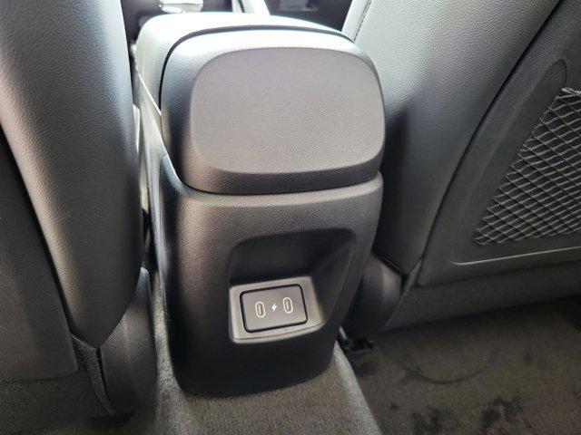 new 2025 Hyundai Elantra car, priced at $27,340
