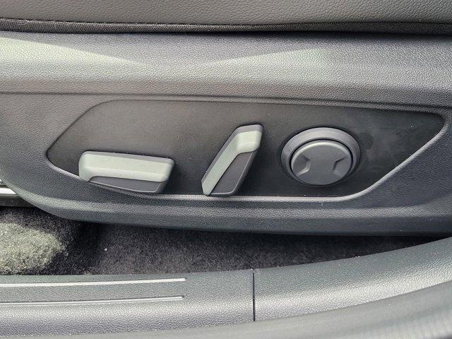 new 2025 Hyundai Elantra car, priced at $27,840
