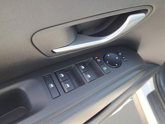 new 2025 Hyundai TUCSON Hybrid car, priced at $35,126