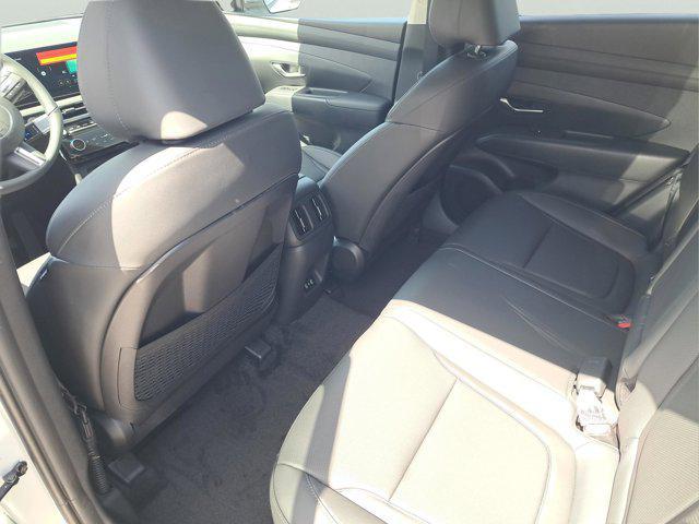 new 2025 Hyundai TUCSON Hybrid car, priced at $35,126