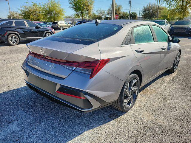 new 2025 Hyundai Elantra car, priced at $25,007