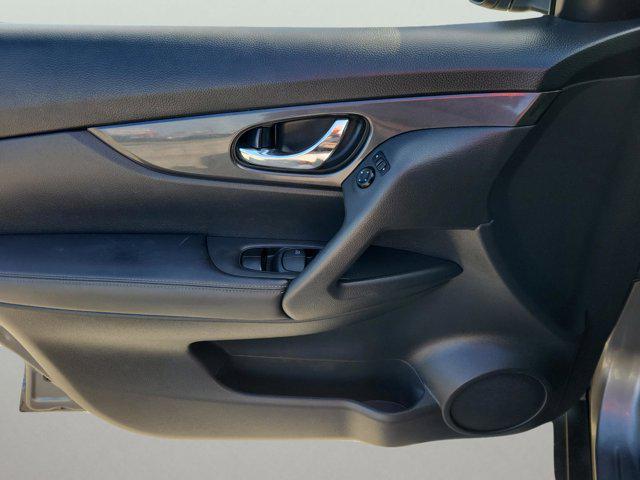 used 2019 Nissan Rogue car, priced at $13,206