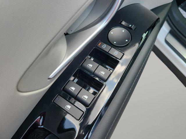 new 2025 Hyundai TUCSON Hybrid car, priced at $42,600