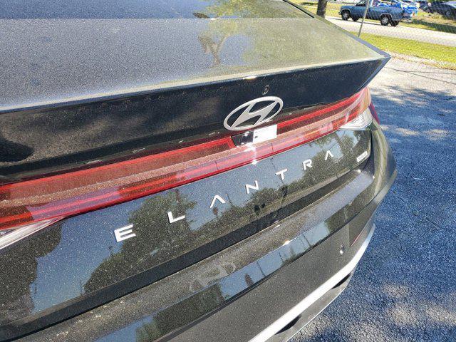 new 2024 Hyundai Elantra HEV car, priced at $29,027