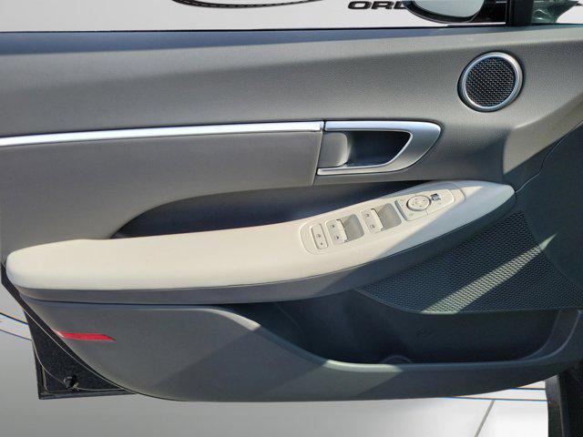 new 2025 Hyundai Sonata car, priced at $28,926