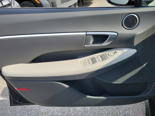 new 2025 Hyundai Sonata car, priced at $28,926