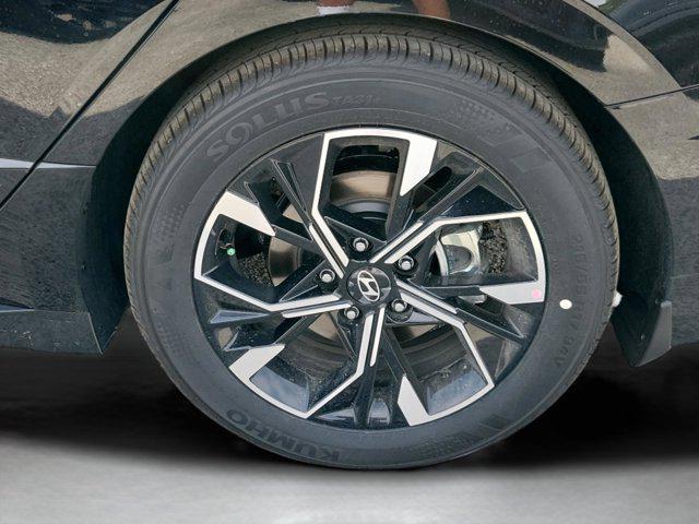 new 2025 Hyundai Sonata car, priced at $28,926