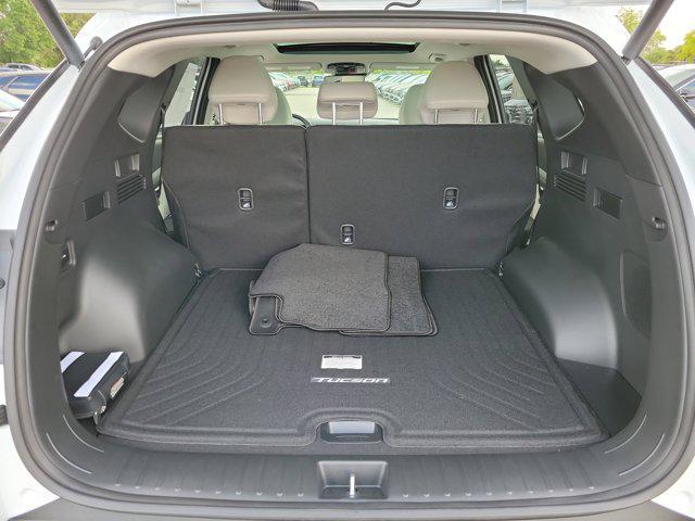 new 2025 Hyundai TUCSON Hybrid car, priced at $42,510