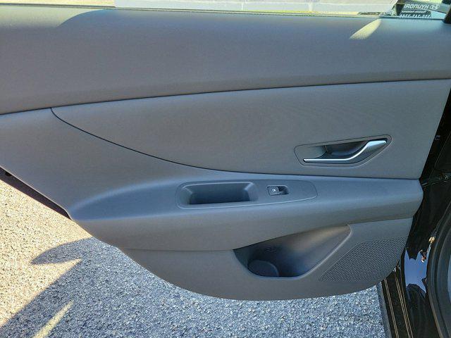 new 2025 Hyundai Elantra car, priced at $21,119