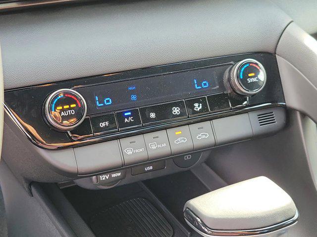 new 2025 Hyundai Elantra car, priced at $21,141