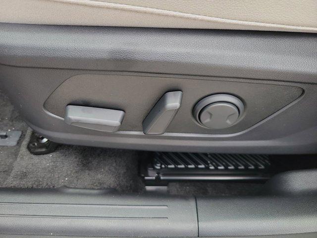 new 2025 Hyundai TUCSON Hybrid car, priced at $41,655