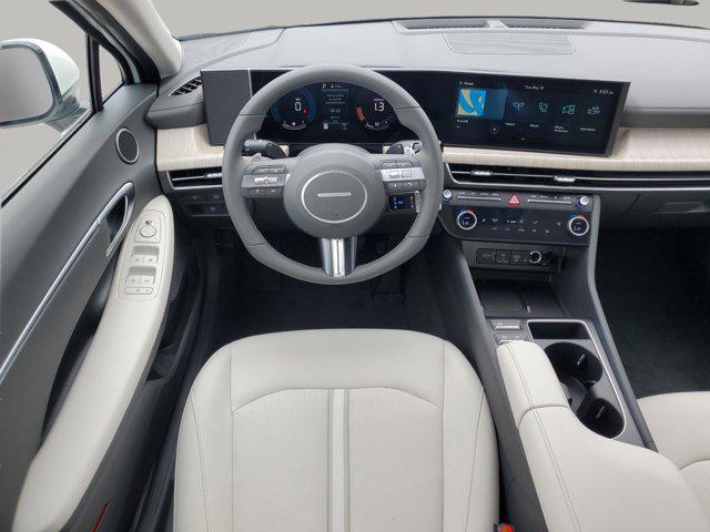 new 2025 Hyundai Sonata Hybrid car, priced at $31,245