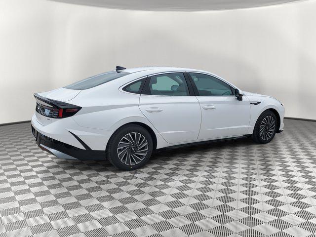 new 2025 Hyundai Sonata Hybrid car, priced at $31,745