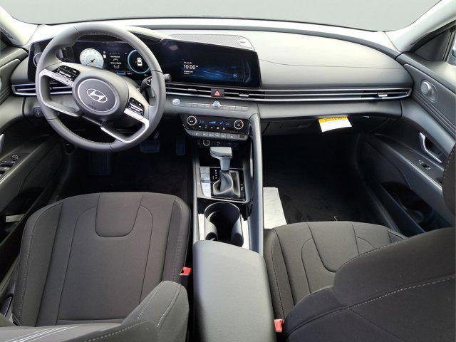 new 2025 Hyundai Elantra car, priced at $25,584