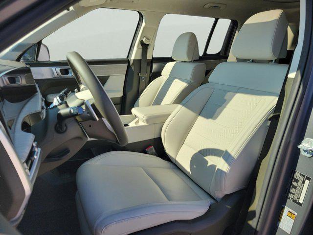 new 2025 Hyundai Santa Fe car, priced at $41,128