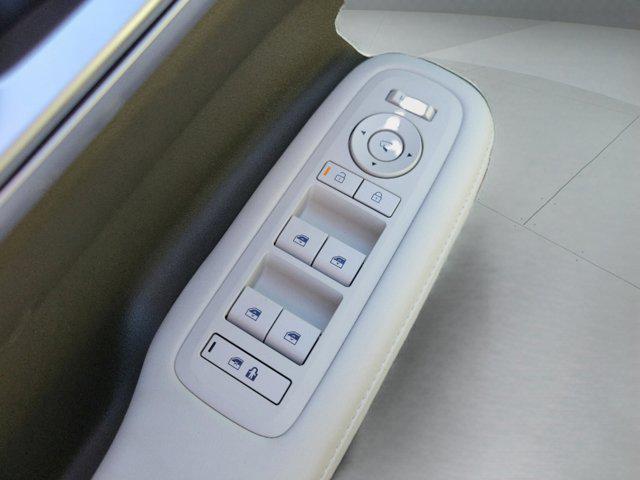 new 2025 Hyundai Santa Fe car, priced at $41,128