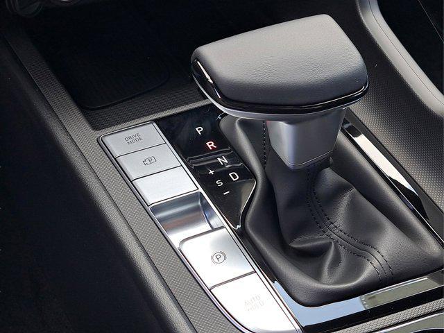 new 2025 Hyundai Elantra car, priced at $25,575