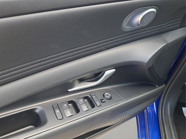 new 2025 Hyundai Elantra car, priced at $25,575