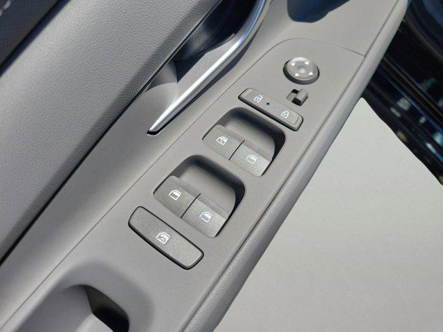 new 2025 Hyundai Elantra car, priced at $23,040