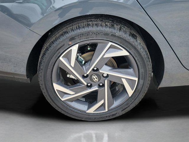 new 2025 Hyundai Elantra car, priced at $25,420