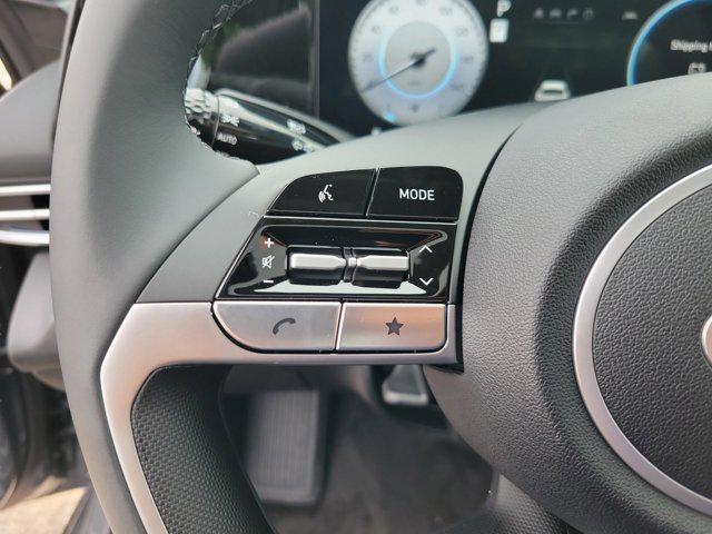 new 2025 Hyundai Elantra car, priced at $25,420