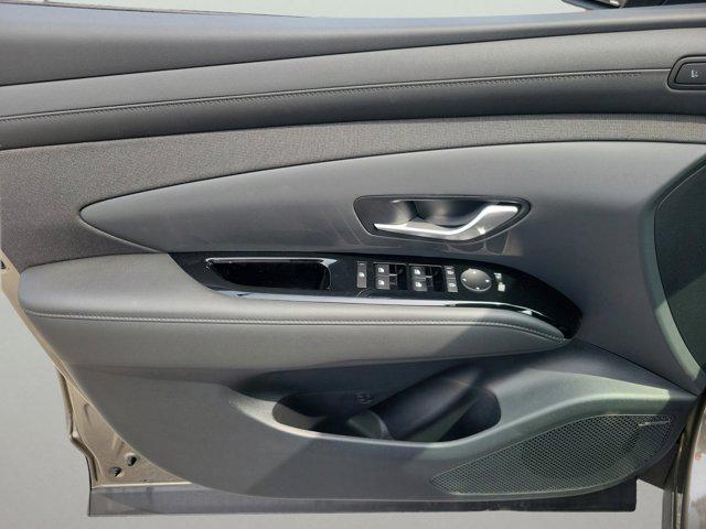new 2025 Hyundai TUCSON Hybrid car, priced at $37,330