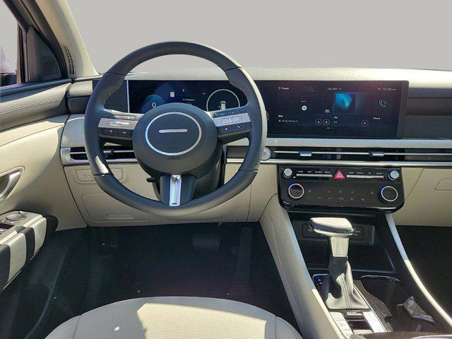 new 2025 Hyundai Tucson car, priced at $32,403
