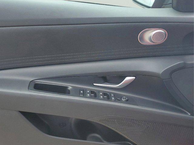 new 2025 Hyundai Elantra car, priced at $26,070