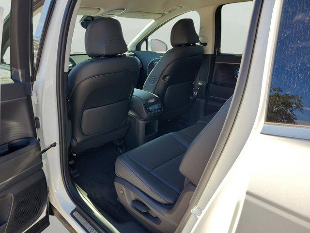 new 2026 Hyundai IONIQ 9 car, priced at $64,135