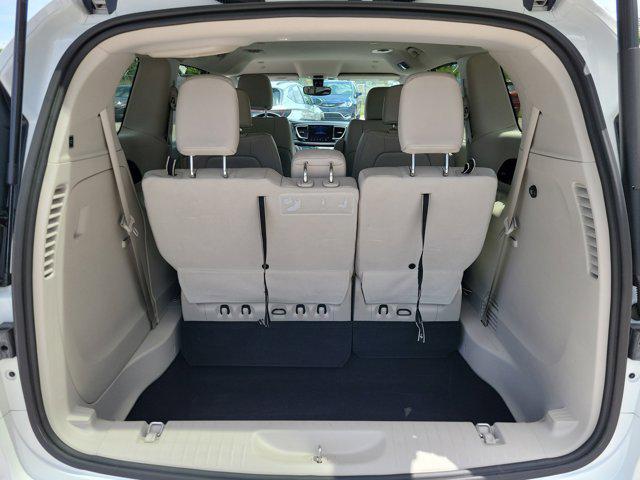 used 2020 Chrysler Pacifica car, priced at $20,248