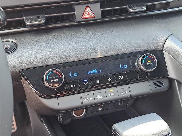 new 2025 Hyundai Elantra car, priced at $24,800
