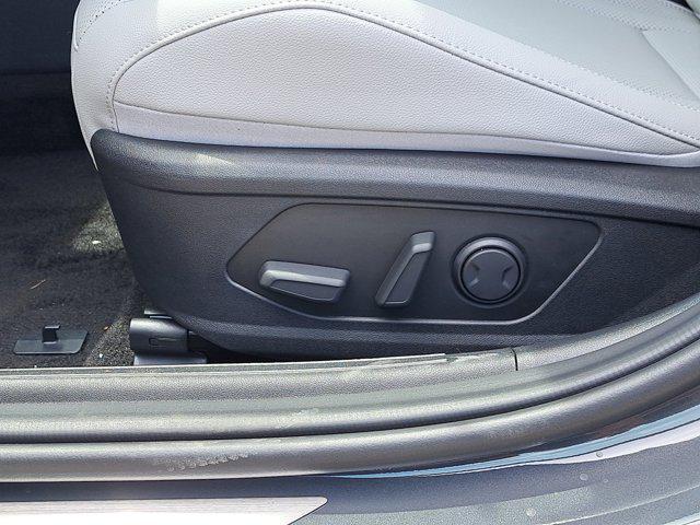 new 2025 Hyundai Elantra car, priced at $29,626