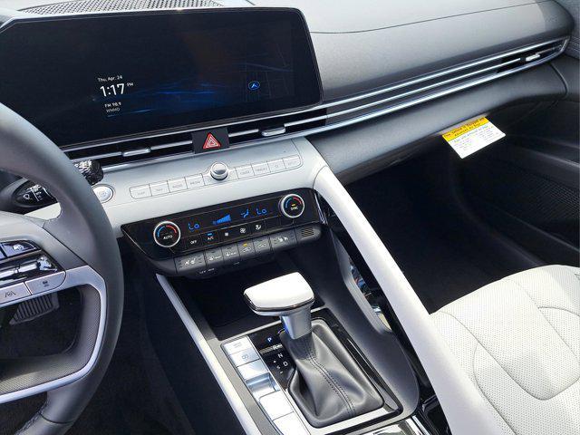 new 2025 Hyundai Elantra car, priced at $29,376