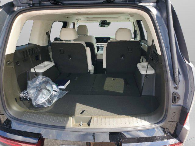 new 2025 Hyundai Santa Fe car, priced at $47,592