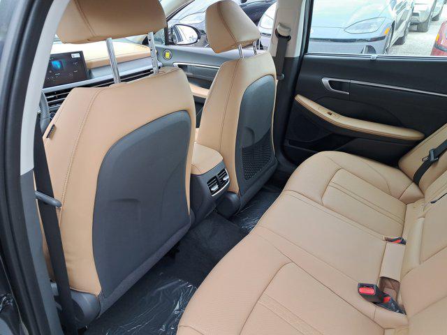 new 2025 Hyundai Sonata Hybrid car, priced at $37,554