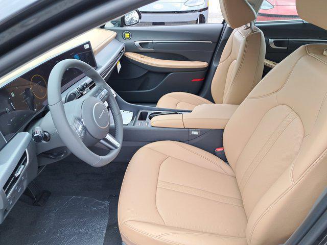 new 2025 Hyundai Sonata Hybrid car, priced at $37,554