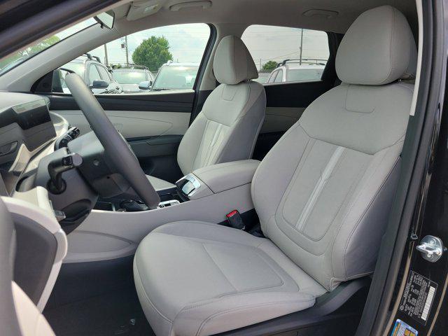 new 2025 Hyundai Tucson car, priced at $30,290