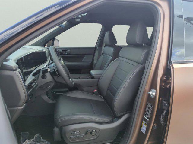 new 2025 Hyundai Santa Fe car, priced at $43,081