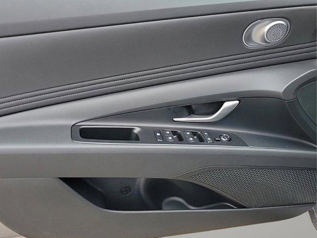 new 2025 Hyundai Elantra car, priced at $25,254
