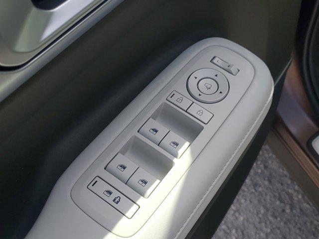 new 2025 Hyundai SANTA FE HEV car, priced at $48,275
