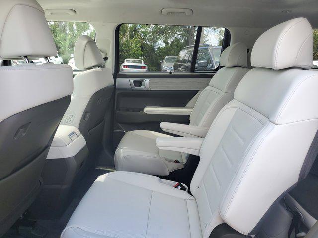 new 2025 Hyundai SANTA FE HEV car, priced at $48,525