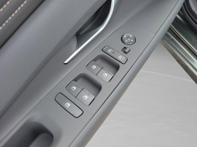 new 2025 Hyundai Elantra car, priced at $21,106